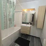 Apartament Cosy Jolie T3 - Centre & Parking Gratuit Mantes-la-Jolie