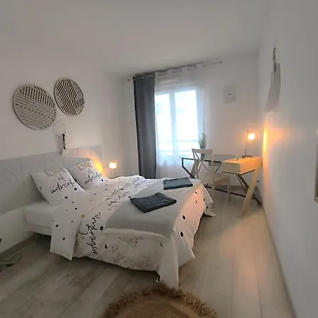 Apartament Cosy Jolie T3 - Centre & Parking Gratuit Mantes-la-Jolie
