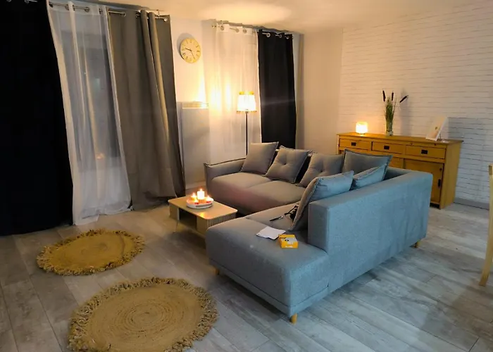 Cosy Jolie T3 - Centre & Parking Gratuit Apartment Mantes-la-Jolie