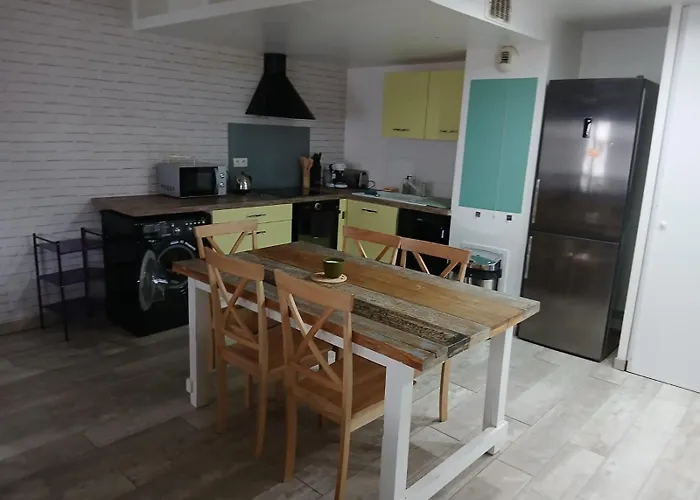 Apartment Cosy Jolie T3 - Centre & Parking Gratuit Mantes-la-Jolie